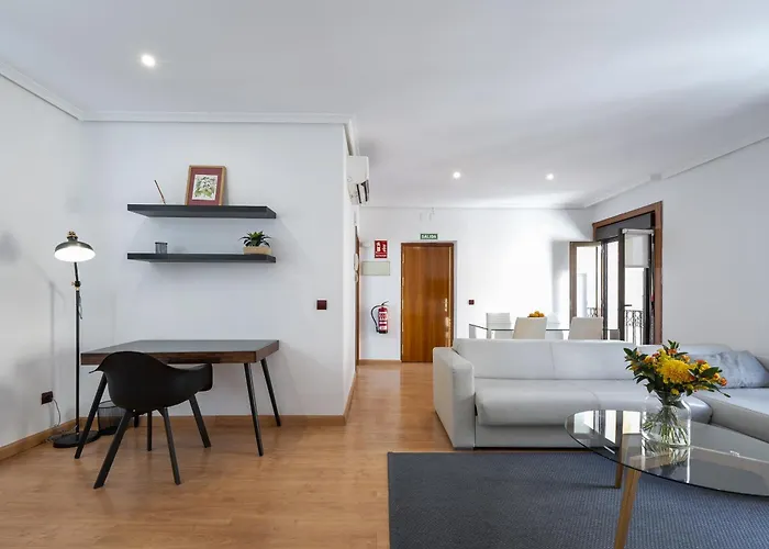 Centric Suites